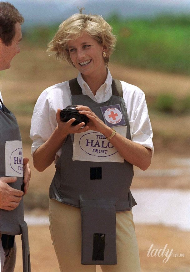 Принцеса Діана в Анголі, 1997 рік / © Getty Images