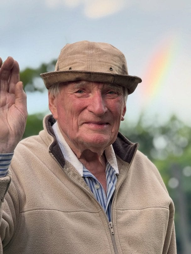 Дідусь Євгена Хмари / © instagram.com/evgenykhmara