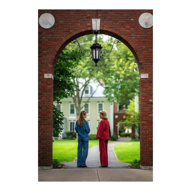 Принцеса Єлизавета та її мама королева Матильда під час зустрічі у Гарварді / © Instagram Бельгійської королівської родини