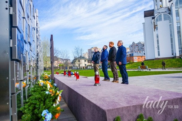 Принц Гаррі в Бучі, фото: facebook.com/buchagolova