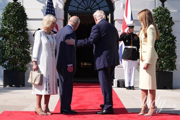 Дональд і Меланія Трампи, король Чарльз і королева Камілла / © Associated Press