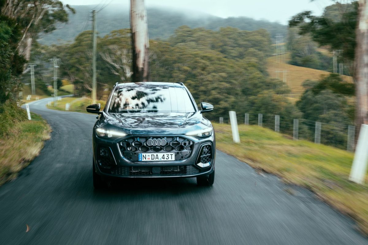 Новий Audi SQ5 2026 року: ідеальний баланс динаміки чи компроміс заради ціни? - фото 5