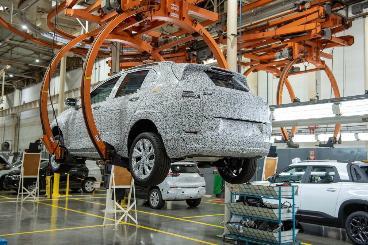 Новий крос-купе Chevrolet Sonic: свіжий логотип та компактні розміри - фото 7