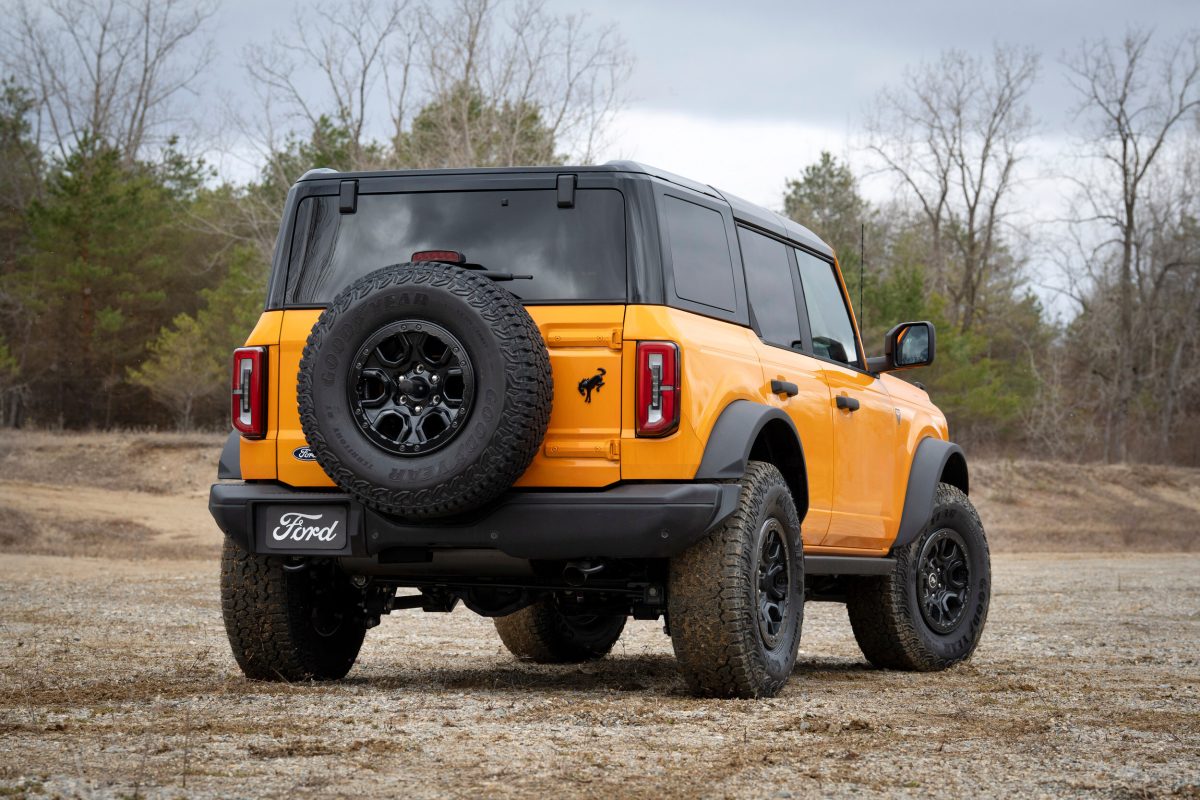 Оновлення Ford Bronco 2026: повернення Wildtrak та яскраві кольори з Mustang - фото 3