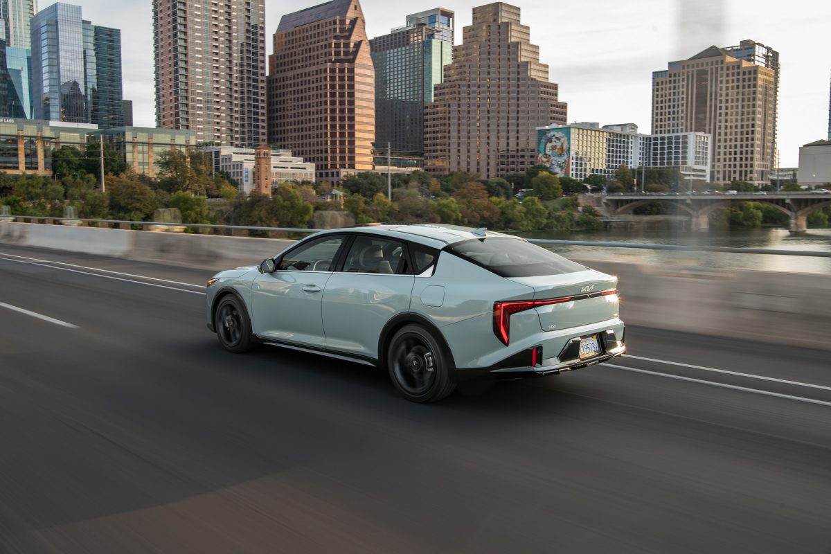 Рекордний квартал для Kia: продажі гібридів злітають, а електромобілі втрачають позиції - фото 2