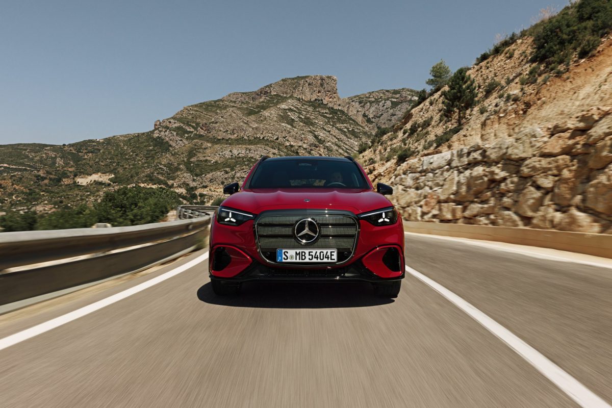 Mercedes-Benz підбиває підсумки першого кварталу: падіння продажів та заплутана статистика - фото 2