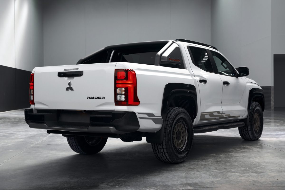 Mitsubishi представила екстремальний пікап Triton Raider для суворого бездоріжжя - фото 7