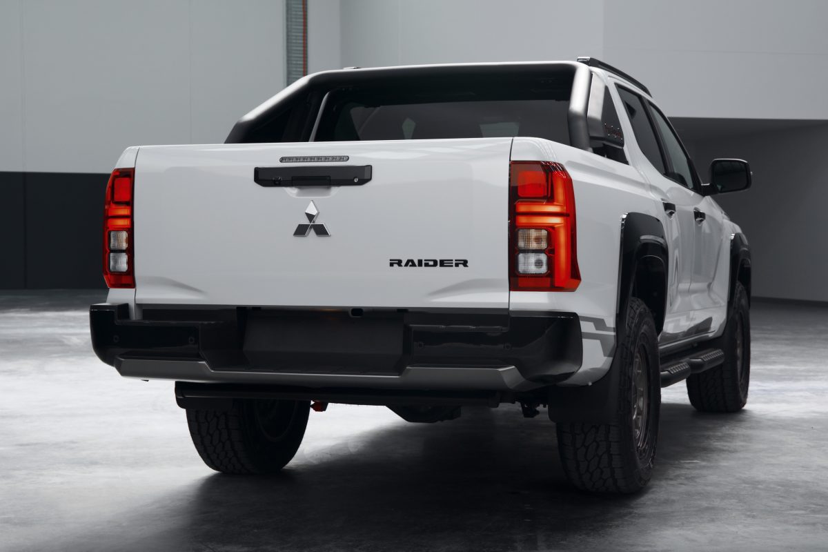 Mitsubishi представила екстремальний пікап Triton Raider для суворого бездоріжжя - фото 8