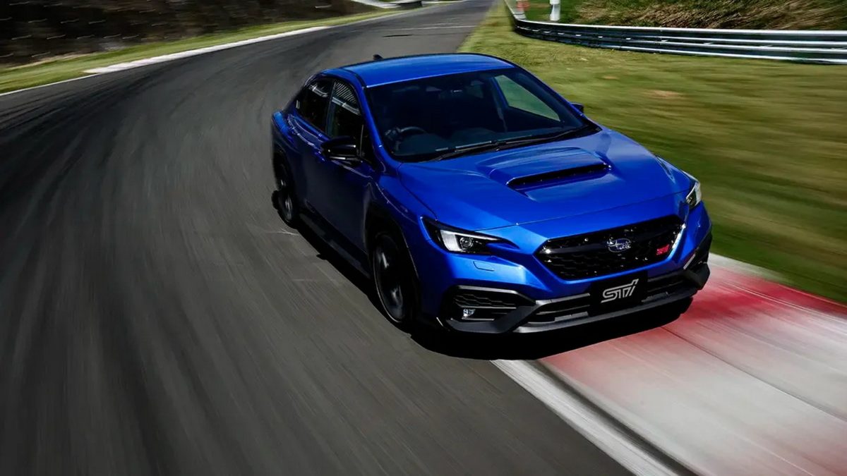 Ексклюзив для Японії: Subaru представила лімітований WRX STI Sport# на «механіці» - фото 2