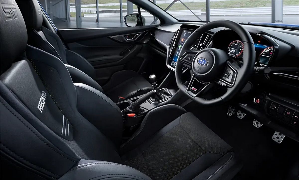 Ексклюзив для Японії: Subaru представила лімітований WRX STI Sport# на «механіці» - фото 8