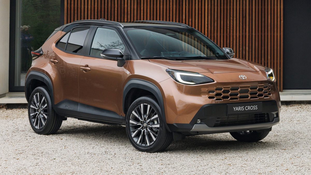 Toyota офіційно представила оновлений кросовер Yaris Cross 2026 року - фото 2