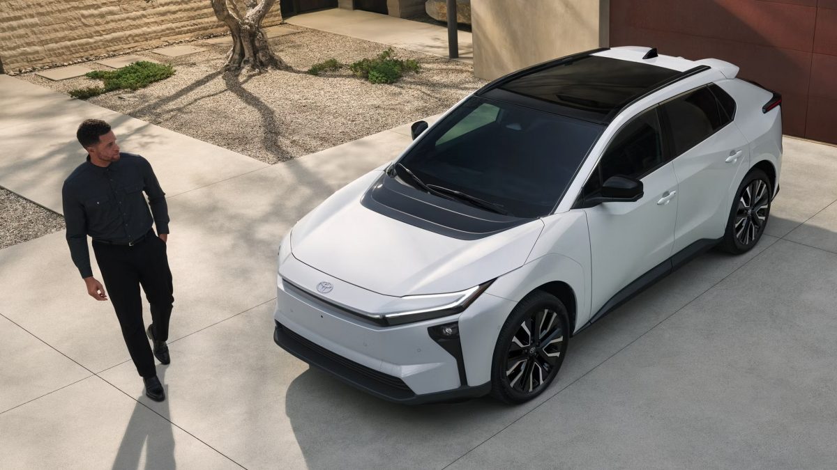 Toyota готує «вбивців Tesla»: бренд випустить 7 нових електромобілів до 2027 року - фото 3