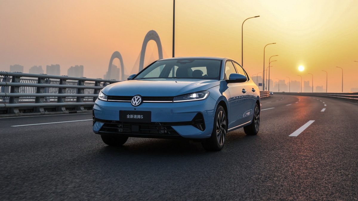 Бюджетна альтернатива Jetta: Volkswagen представив новий седан Sagitar S за ціною від $11 600 - фото 6