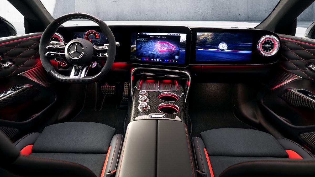 Електричний суперседан Mercedes-AMG GT 4-Door: 1341 к.с., режим дрифту та унікальні технології перед дебютом - фото 2