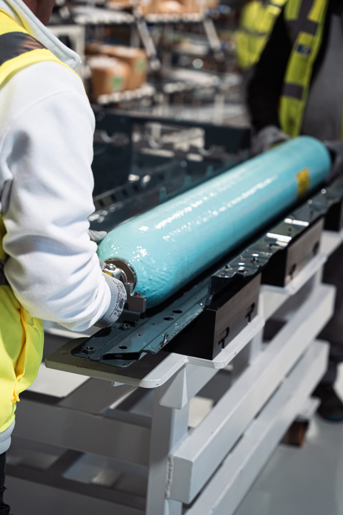 Новий BMW iX5 Hydrogen 2028 року: розкрито запас ходу та революційну систему зберігання пального - фото 5