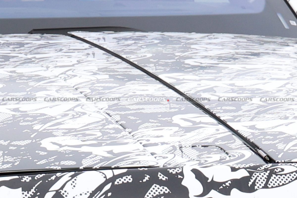 Rolls-Royce готує новий електричний кросовер з унікальним капотом: розкрито перші деталі - фото 3