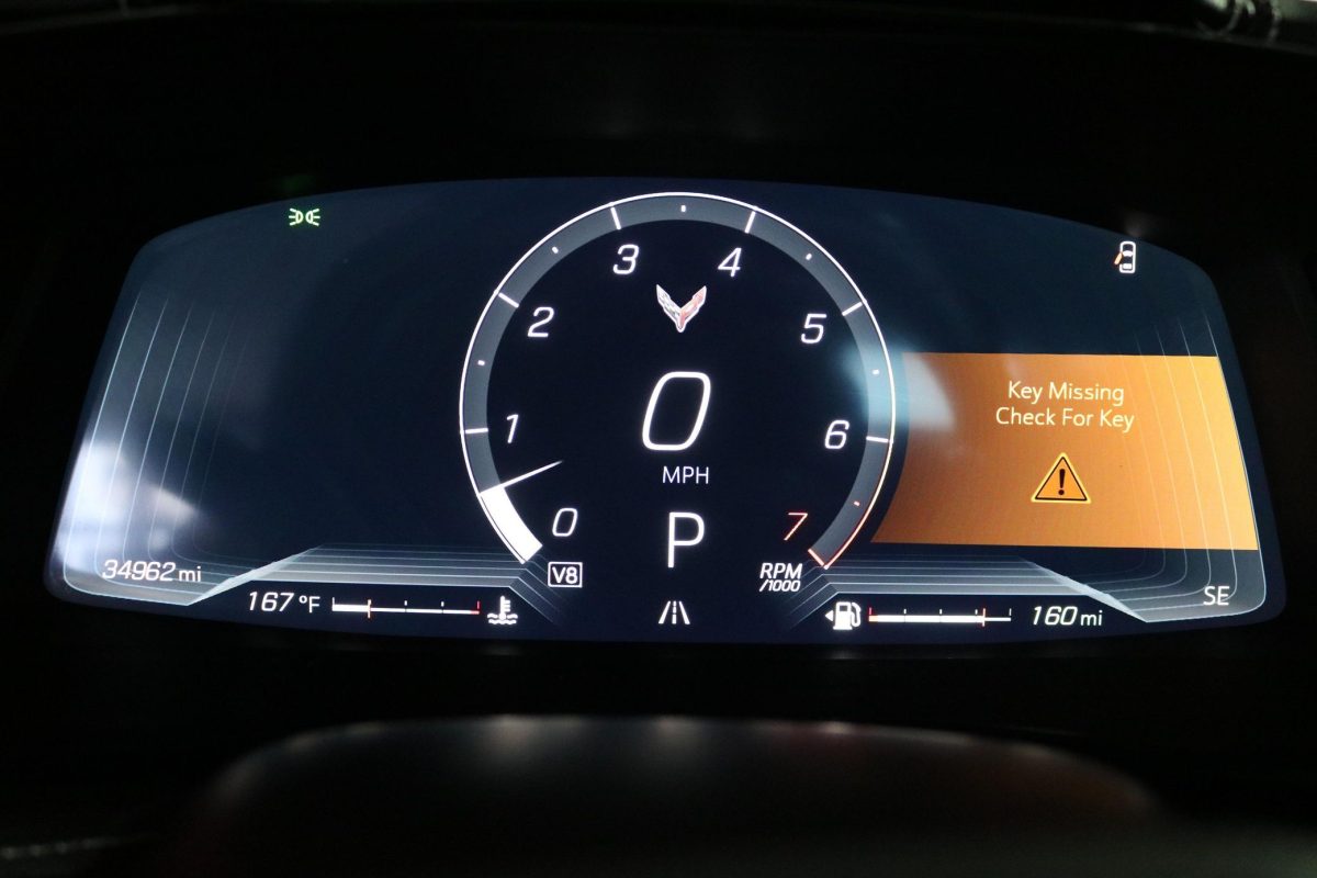 Мрія дешевшає: вживані Chevrolet Corvette C8 вже продають за ціною до $50 000 - фото 3