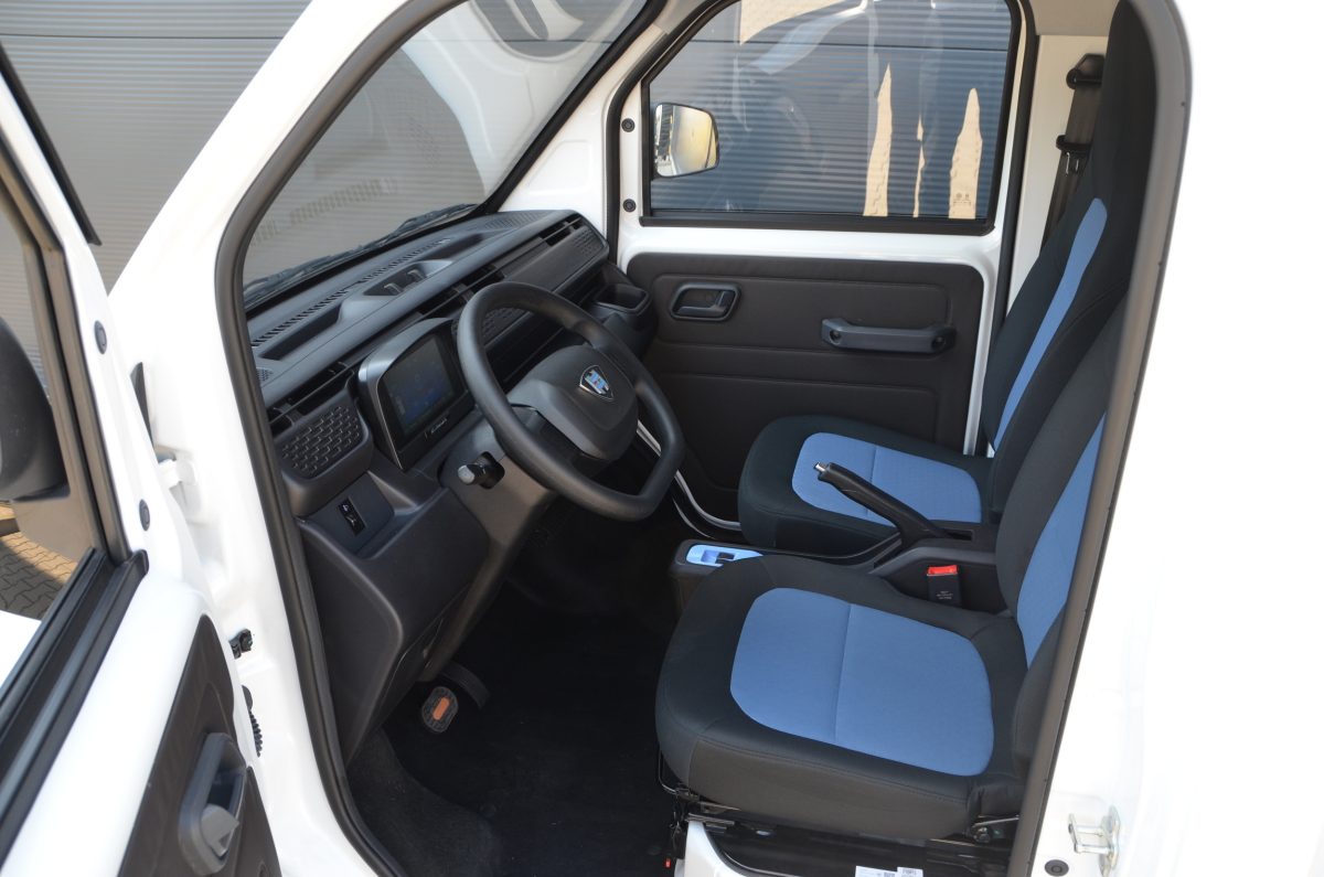 Найменший у Європі: німецька компанія Ari Motors представила електричний мікро-кемпер - фото 6