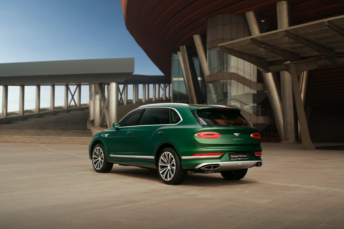 Bentley скасовує розробку електричного Bentayga: яким буде друге покоління розкішного кросовера - фото 2