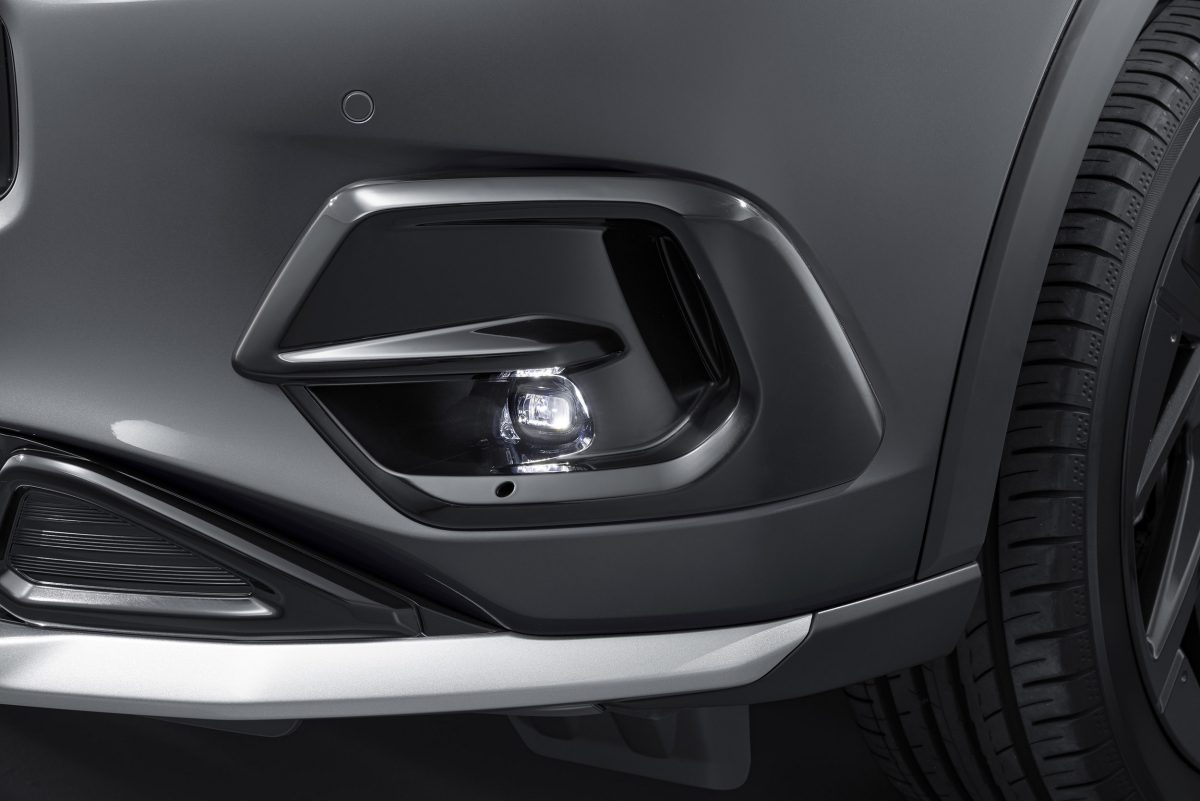 Оновлена Honda ZR-V отримала свіжий дизайн та безліч аксесуарів: усі деталі - фото 8