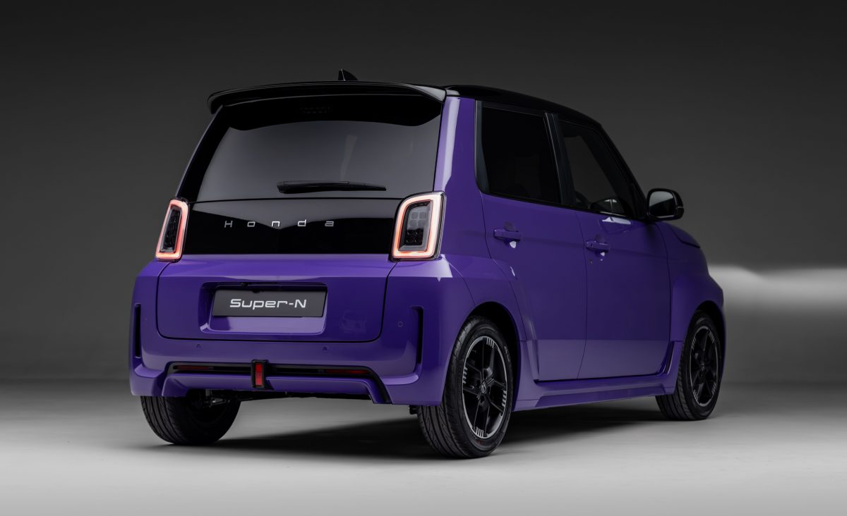 Електричний хетчбек з душею 80-х: Honda привезе в Європу доступний міні-кар Super-N - фото 7