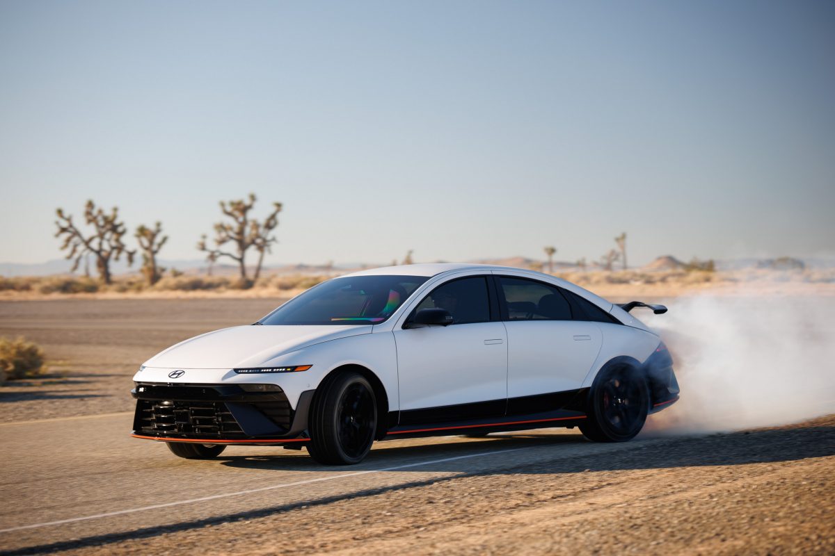 Електромобілі здобули абсолютну перемогу на World Car Awards 2026: BMW iX3 став автомобілем року - фото 5