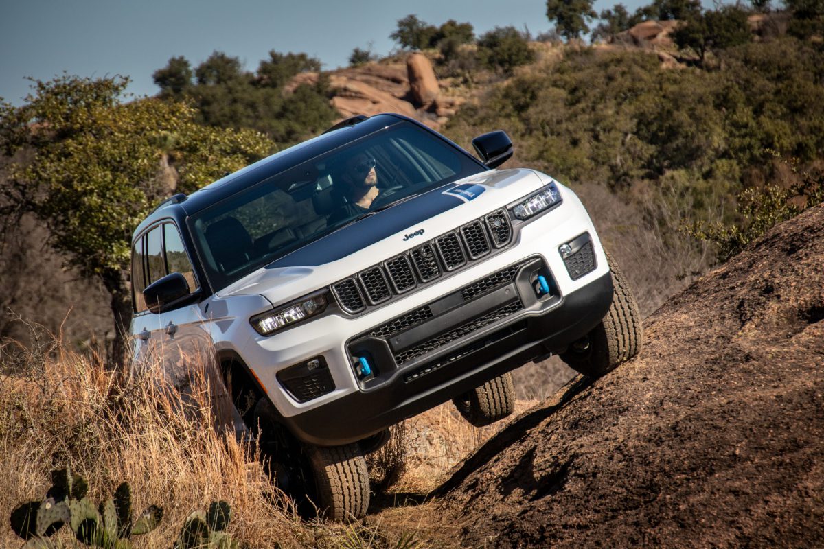 Jeep підтвердив повернення екстремального Grand Cherokee Trailhawk: що відомо про новинку - фото 2