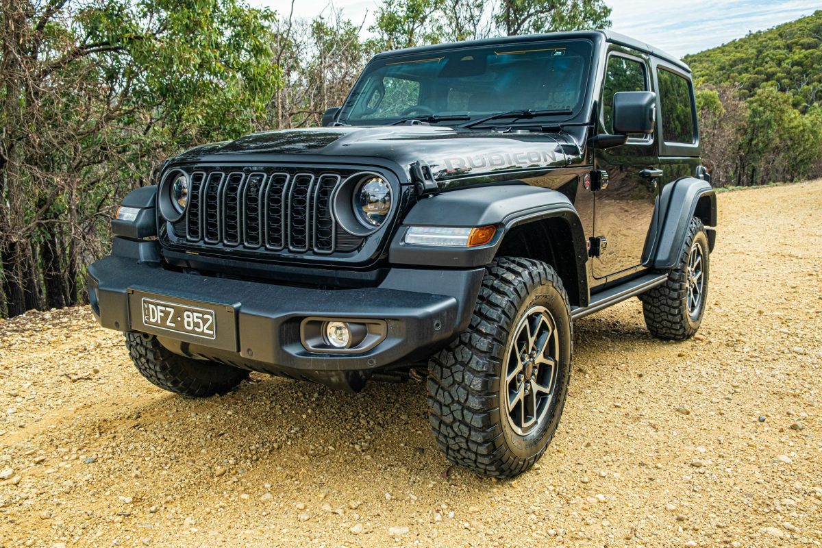 Jeep Wrangler з новим турбомотором: чому легендарний позашляховик продовжує ігнорувати сучасні тренди - фото 4