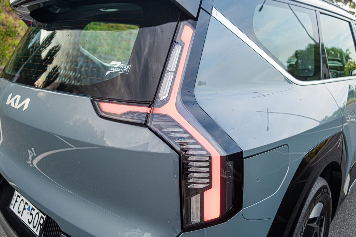 Огляд Kia EV9: Чи зберіг великий електричний SUV свою актуальність через два роки? - фото 5