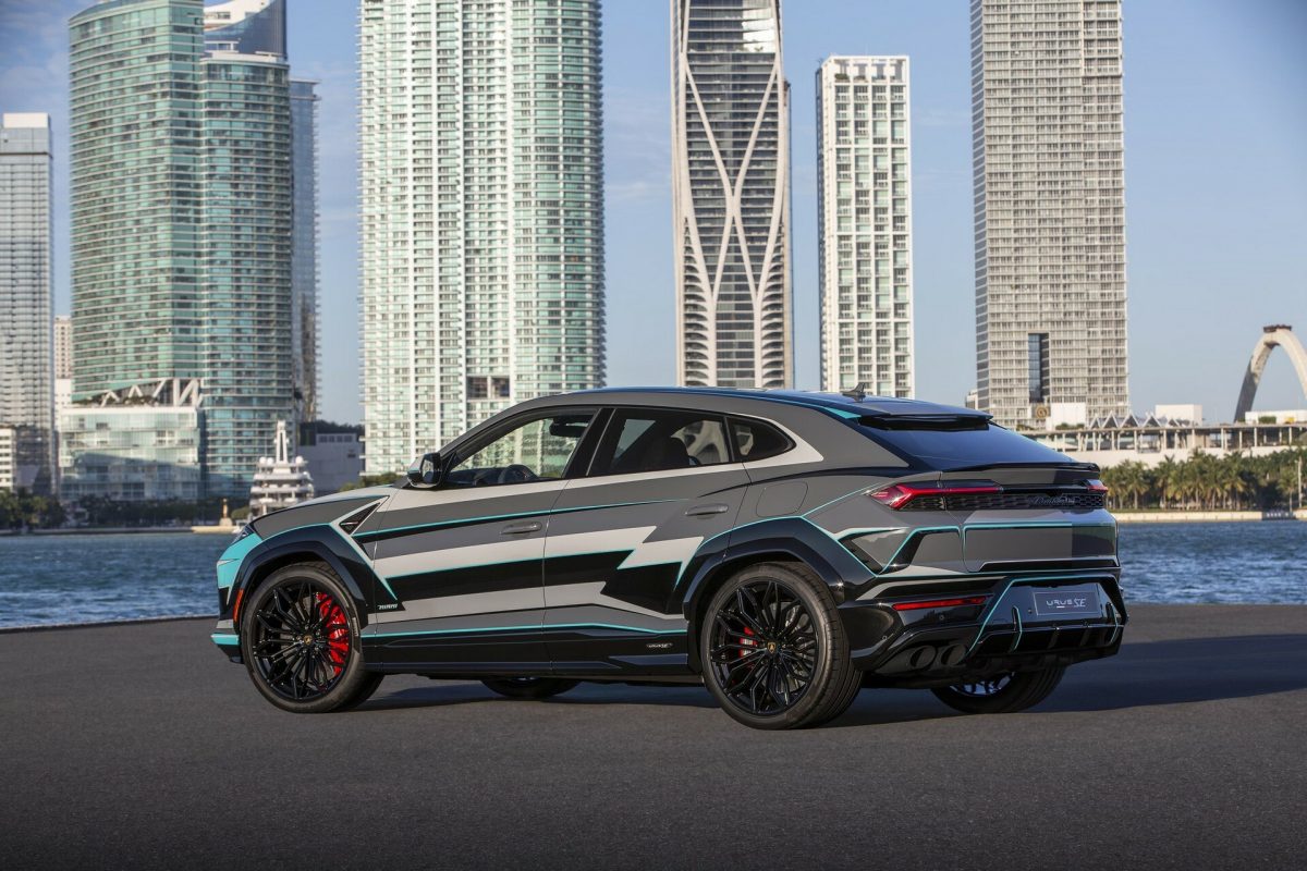 Екзотика на будівельному майданчику: Lamborghini Urus перетворили на брутальний пікап - фото 7