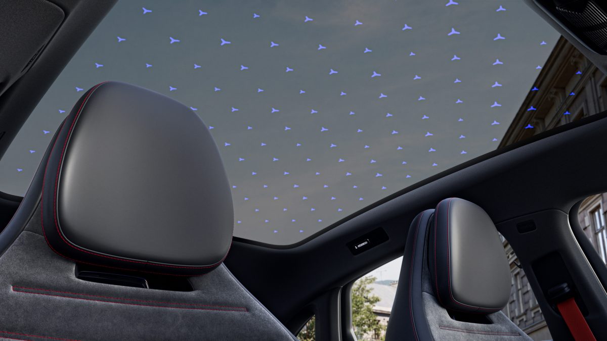 Інтер'єр нового електричного Mercedes C-Class розсекретили до прем'єри: гігантський екран та фокус на комфорт - фото 6