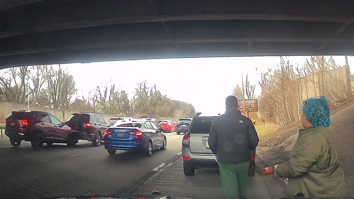 Масштабна ДТП у США: як недотримання дистанції призвело до зіткнення 10 автомобілів - фото 1