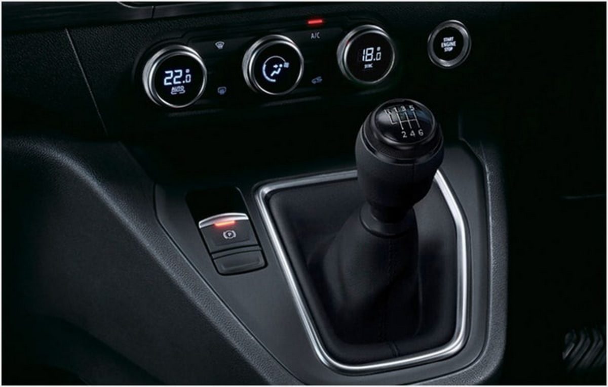 Ексклюзив для Японії: Renault показала спецверсію Kangoo Couleur для активного відпочинку - фото 5