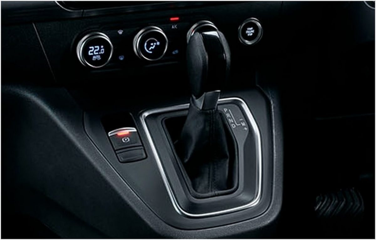 Renault перетворює Kangoo на стильний крос-вен: ексклюзивна версія Couleur для Японії - фото 6