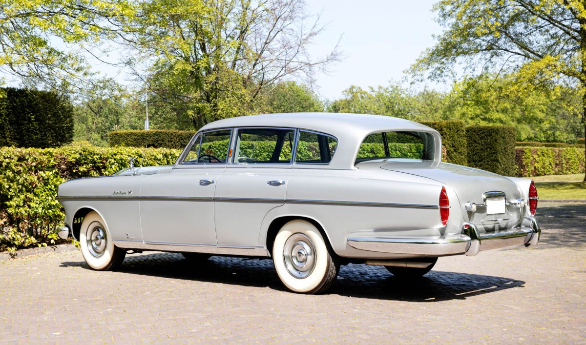 Унітаз під сидінням: китайський автовиробник Seres запатентував незвичну опцію - фото 7