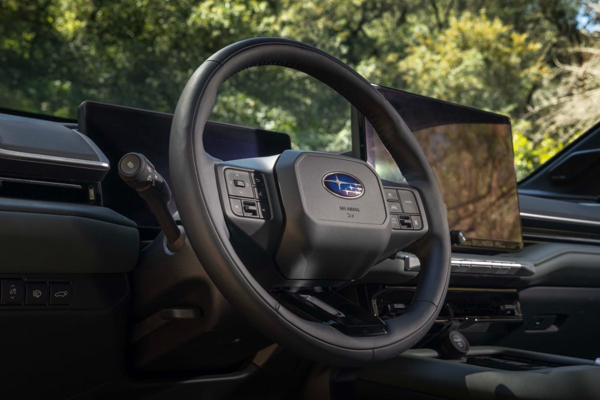 Subaru Getaway: представлено перший трирядний електрокросовер бренду потужністю 420 к.с. - фото 3