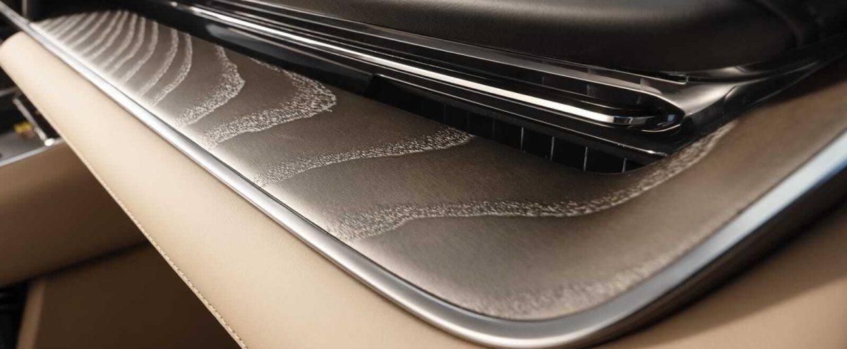 Більша за Tesla Model S, дешевша за Model 3: Toyota вразила ринок новим електроседаном bZ7 - фото 6