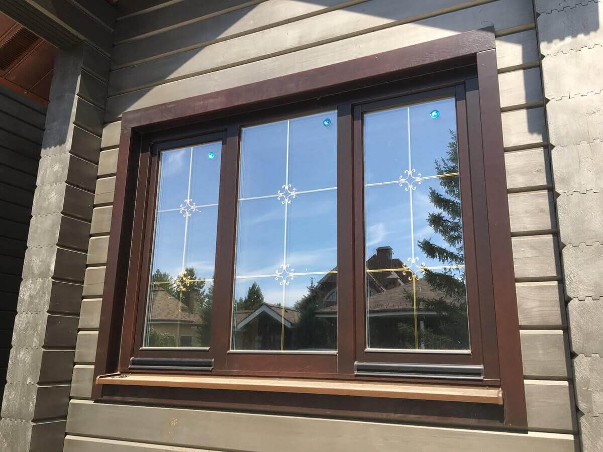 Як мити вікна, аби не було розводів. Фото: скріншот з відео