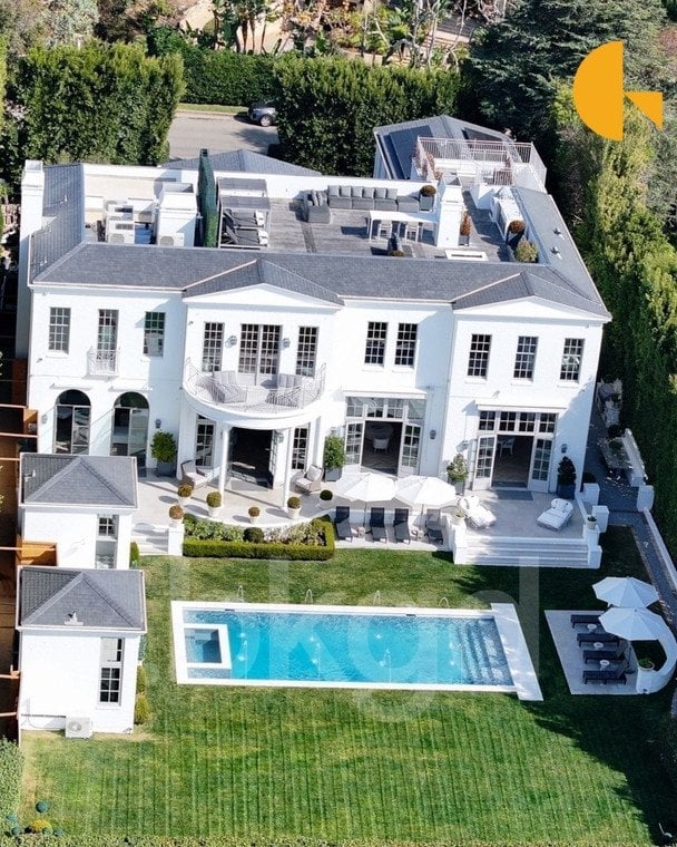 Будинок Дженніфер Лопес / © BackGrid