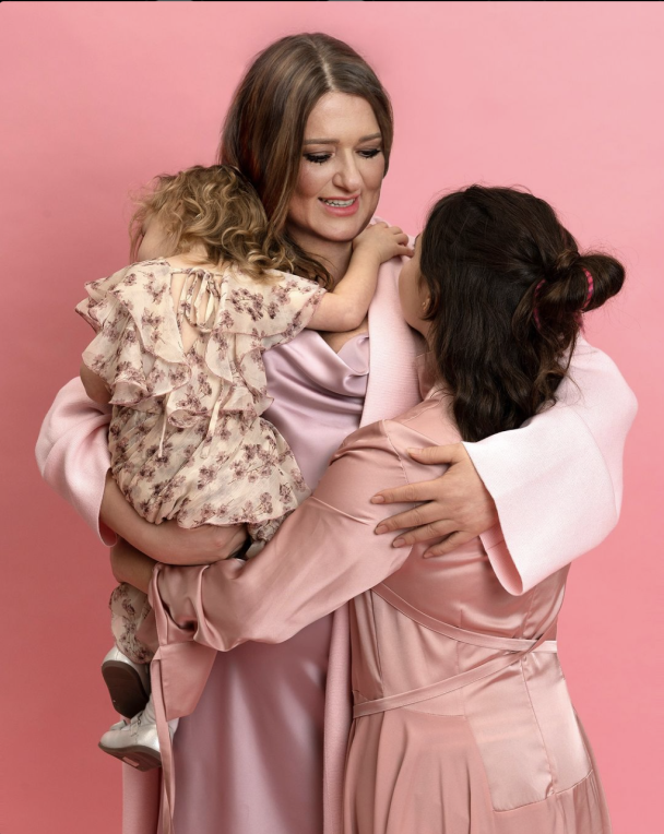 Наталія Могилевська з доньками / © instagram.com/nataliya_mogilevskaya