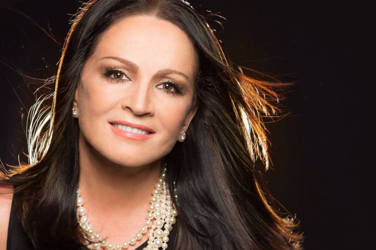 Як підтримує красу Софія Ротару у 78 років. Фото: скриншот з відео 