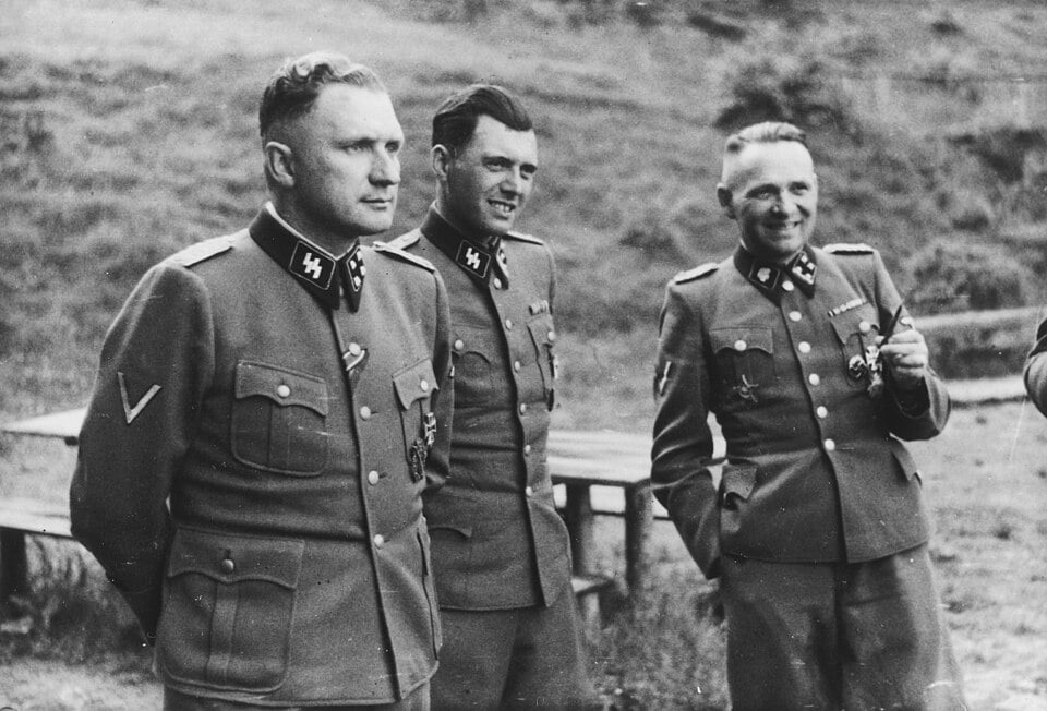 Комендант Аушвіц-1 Ріхард Баер, головний лікар табору Йозеф Менгеле і Рудольф Гесс. Фото: Wikipedia