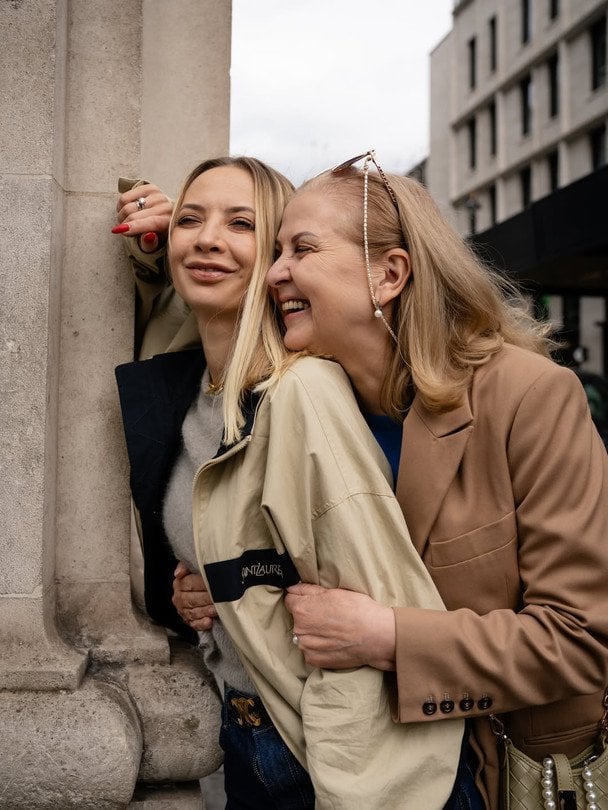 Ірина Сопонару з мамою / © instagram.com/irinasoponaru