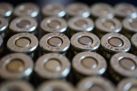 У Тернополі чоловік застрелився у вбиральні ТЦК