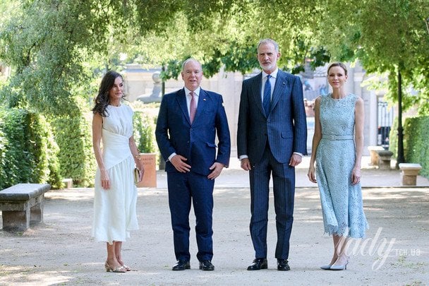 Королева Летиція, князь Альбер II, король Філіп VI та княгиня Шарлін / © Getty Images