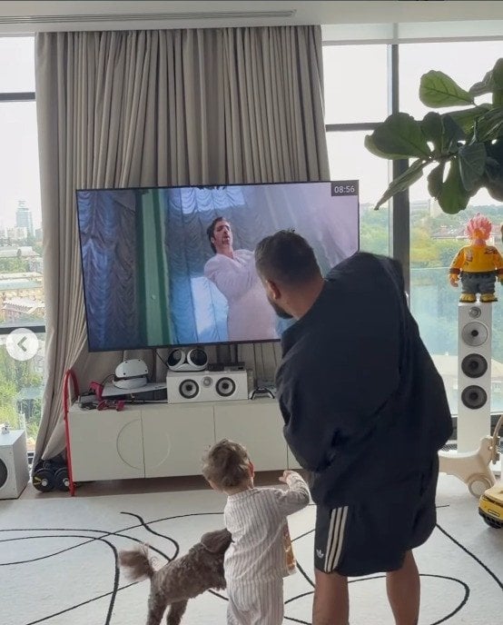 MONATIK з сином Леоном / © instagram.com/irishamonatik