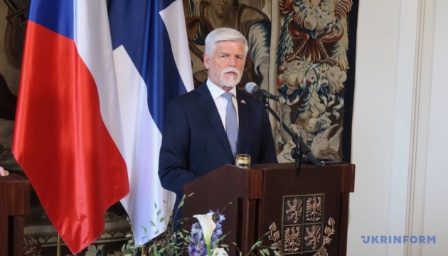 Уряд Чехії не погодив участь президента Павела в саміті НАТО