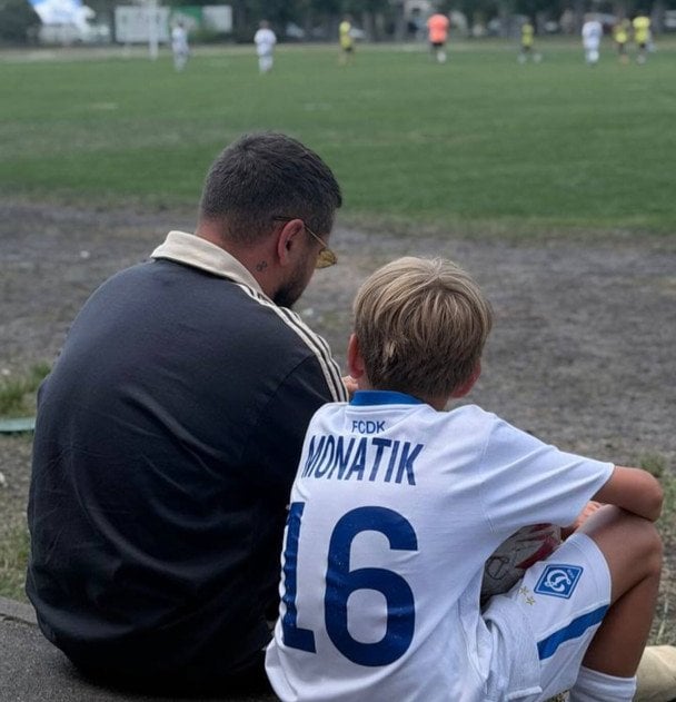 MONATIK з сином / © instagram.com/irishamonatik