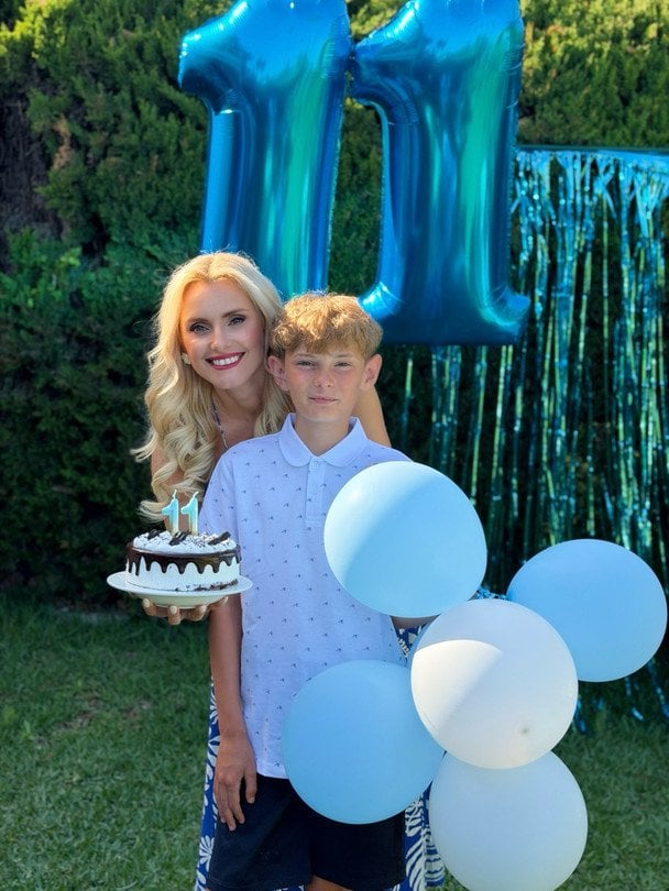 Ірина Федишин з сином Олегом / © instagram.com/irynafedyshyn