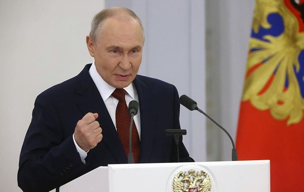 Кремль розглядає введення 